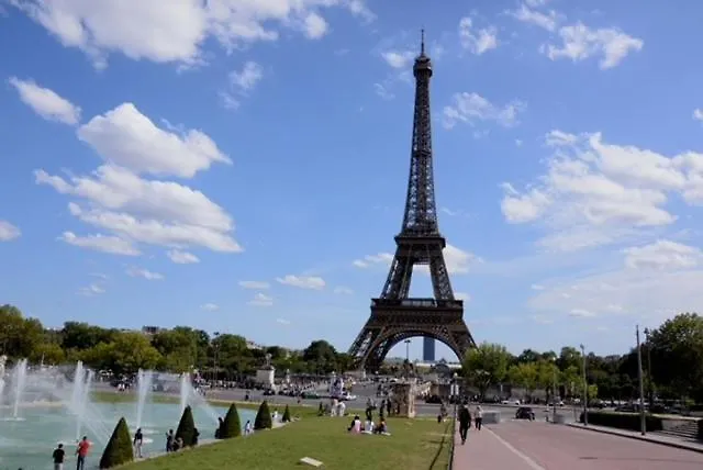 Eiffel Tower Oasis 30M From Eiffel Tower Apartment Paris 0*,  France