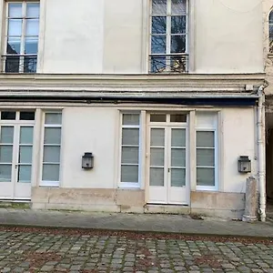 De Luxe - Petit Varenne Appart hôtel