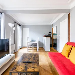 Luxurious 2 Bedroom Tour Eiffel Bourdonnais Free Netflix Paris